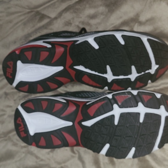 New Fila Windshift 15 size 8 - Picture 6 of 7